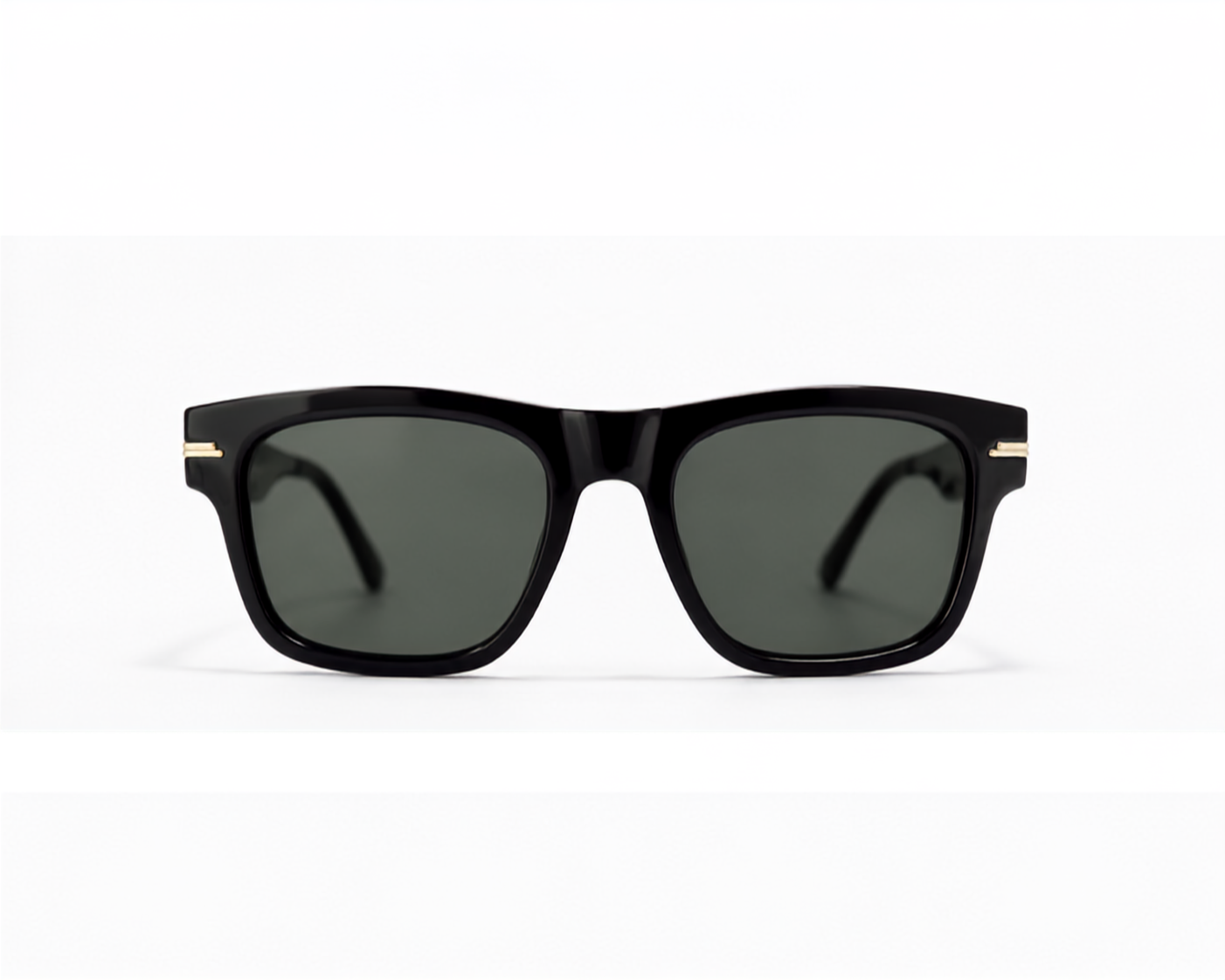 Classic Black Wayfarer Sunglasses – UV400 Protection | Timeless Style
