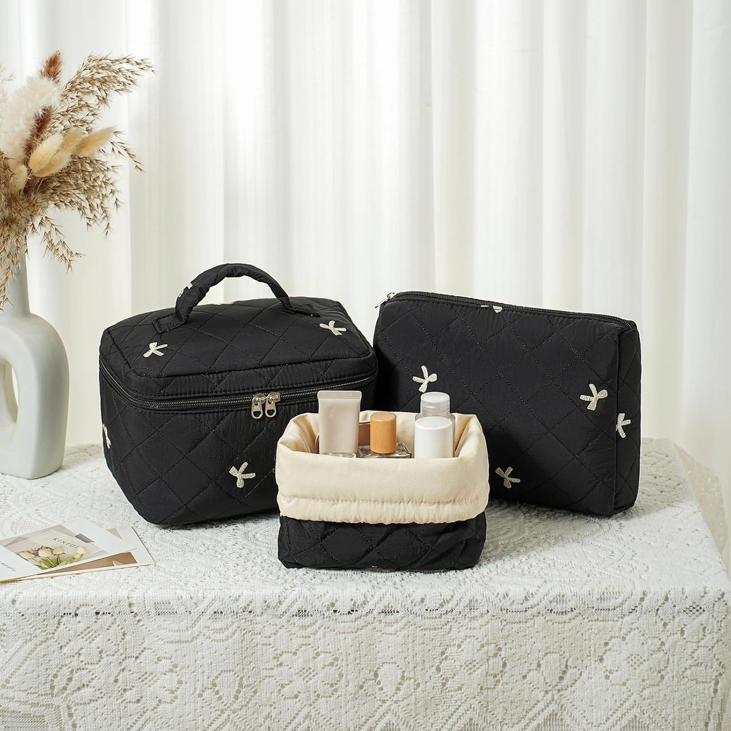 3Pcs Aesthetic Cotton Quilted Drawstring Makeup Bag Set, Aesthetic Cute Bow Makeup Pouch for Girls and Women, Aesthetic Travel Organized Cosmetic Bags for Purse(05Black Bow)