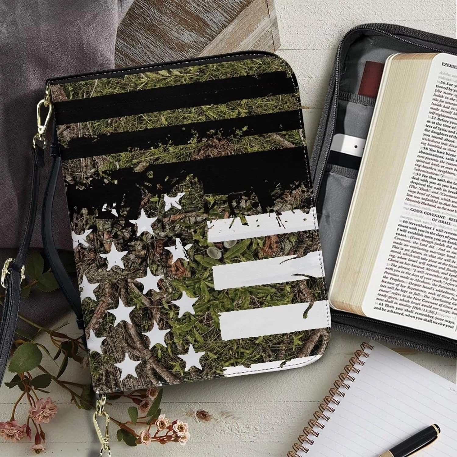 American Flag Hunting Bible Case with Shoulder Strap for Women Girls, Leather Bible Cover with Zipper Handle Protective Bible Bag Bible Carrying Case for Bible Study, L
