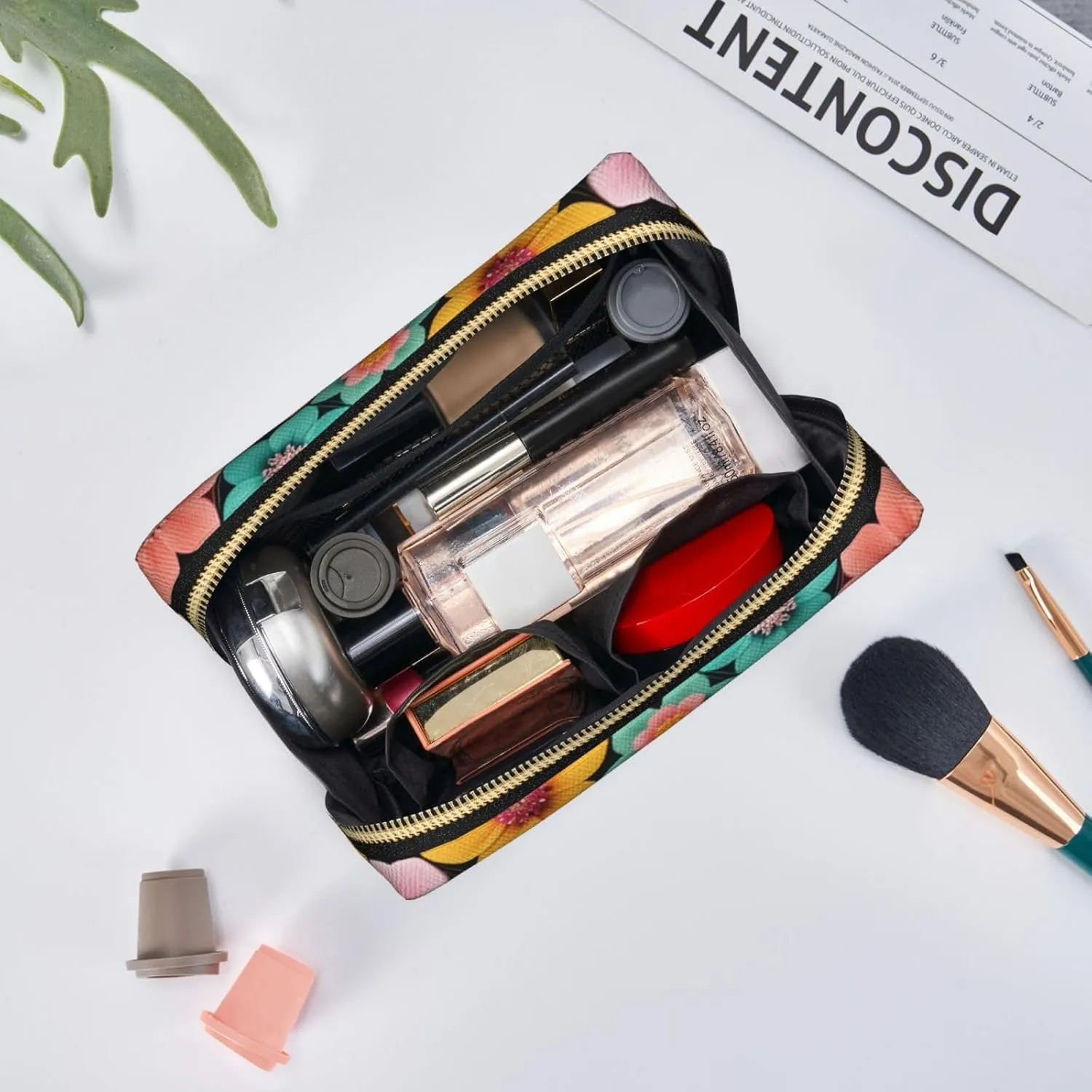Beautiful Blooming Hexagon Printed Small Makeup Bag,Travel Cosmetic Bag Purse with Zipper,Water-resistant Makeup Organizer Bag for Women