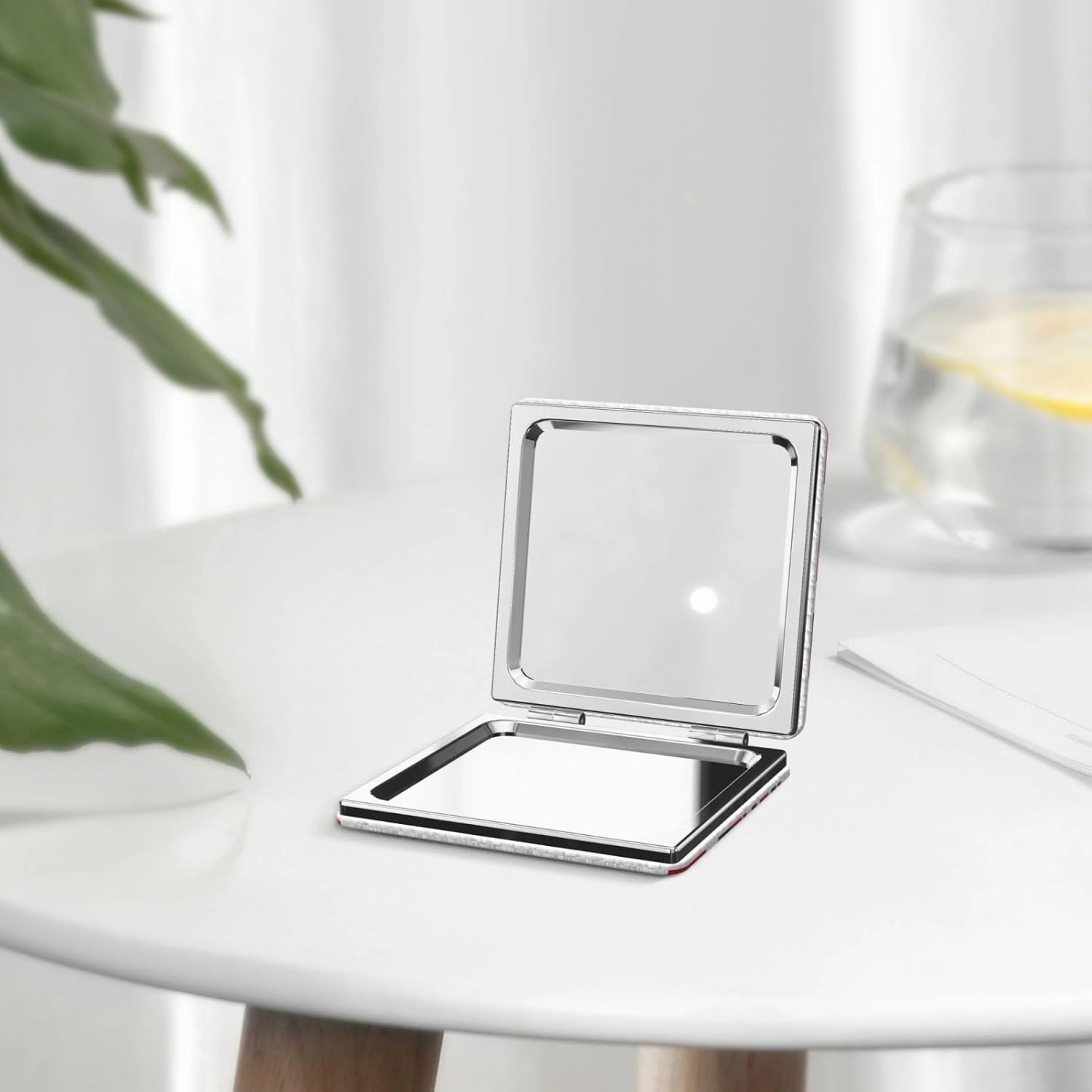 Hawaii Flag Makeup Mirror Portable Folding Mini Mirror Double Sided Travel Makeup Mirror Square Handheld Pocket Mirror