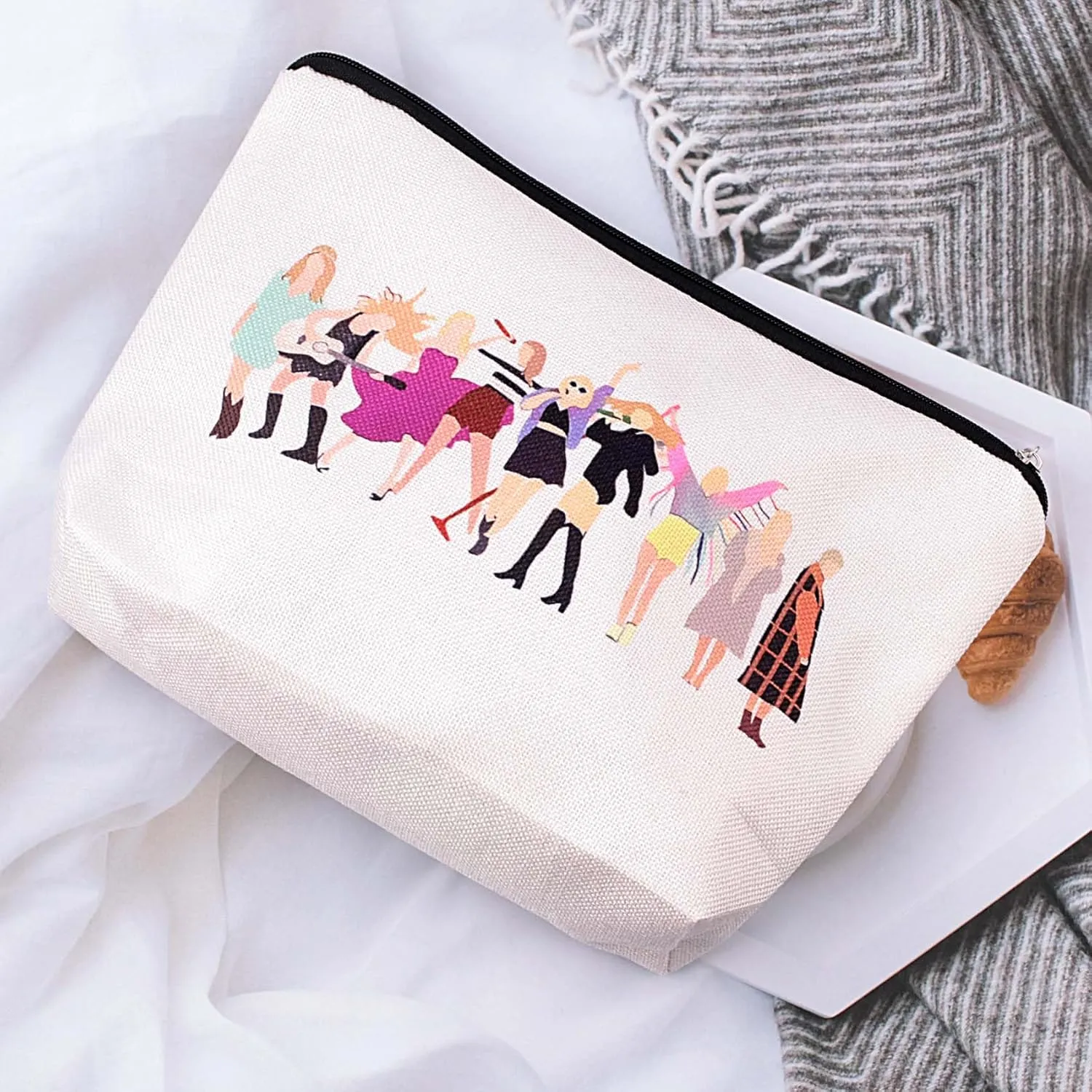 I'm Not Dramatic I'm Theatrical Makeup Bag Broadway Musical Gift Theatre Bag Pencil Case Fun Theatrical Design Makeup Bag (ERAS)