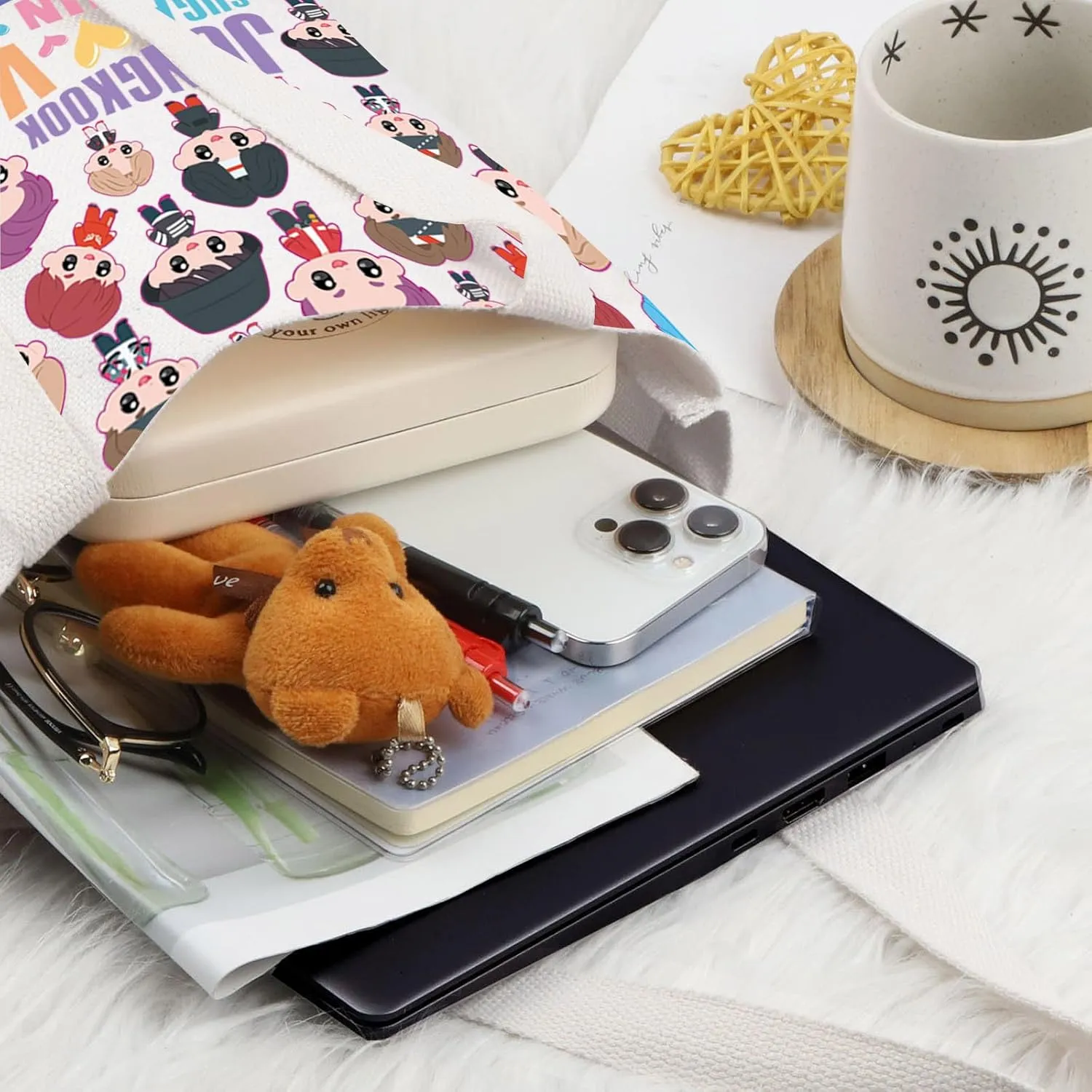 LEVLO Korean Group Cosmetic Bag K-pop Army Members Fans Gift Army Members Name Makeup Zipper Pouch Bag