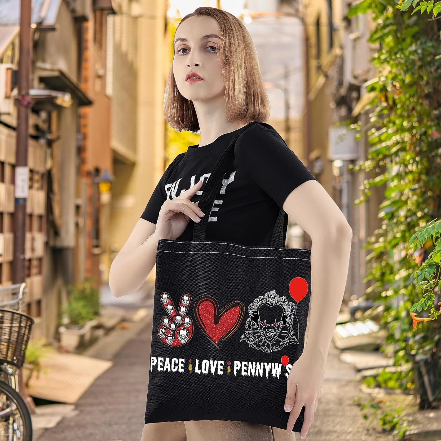 LEVLO Cosmetic Make Up Bag - Pennywise Lover Gift - Zipper Pouch - Horror Movie Gift