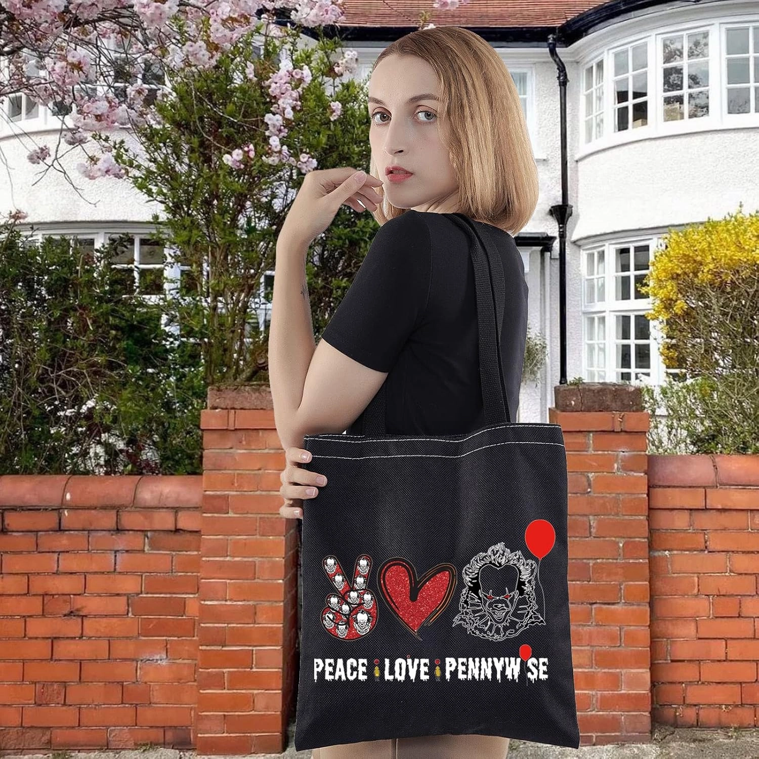 LEVLO Cosmetic Make Up Bag - Pennywise Lover Gift - Zipper Pouch - Horror Movie Gift