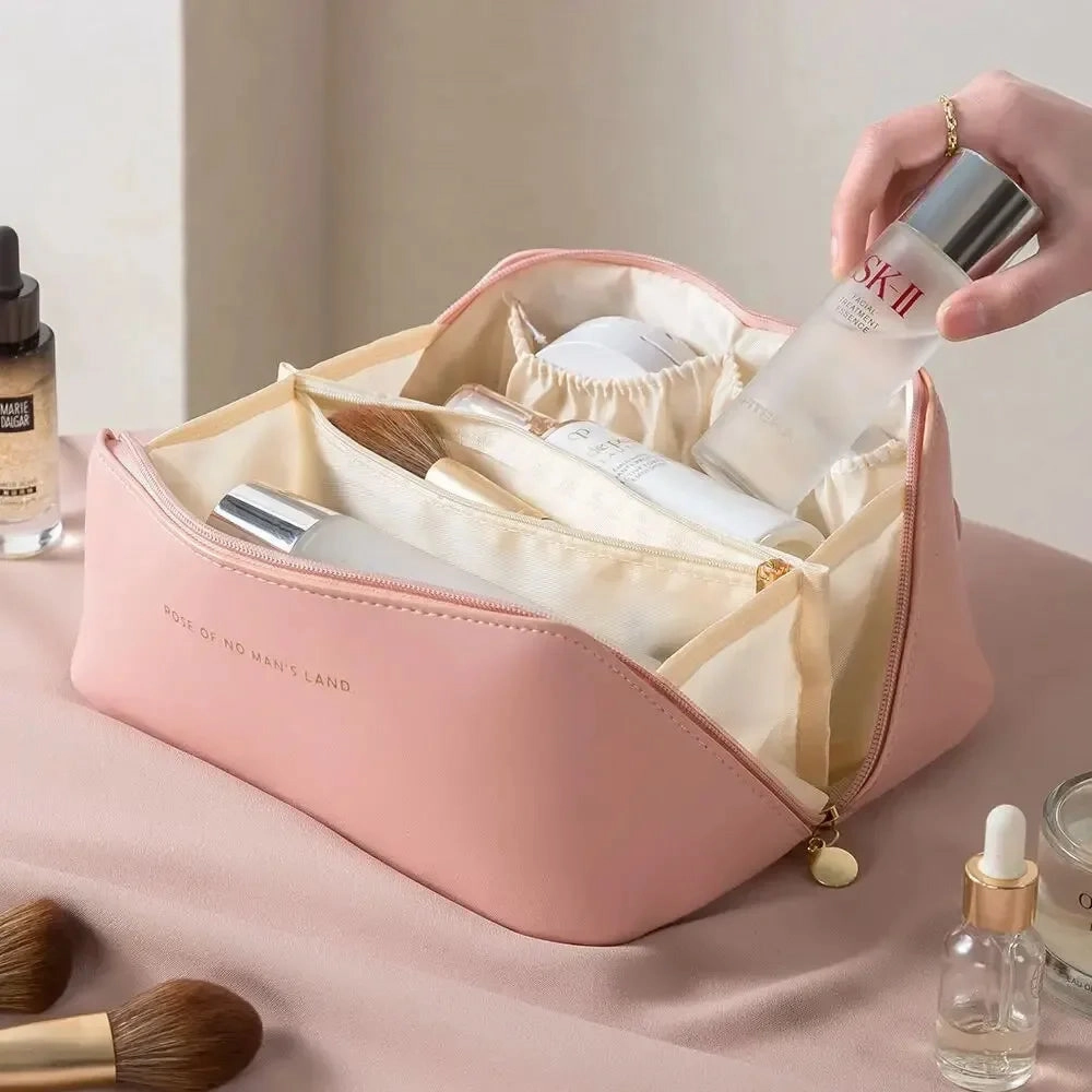 Luxury Makeup Organizer Bag – Spacious Toiletry Kit for Travel