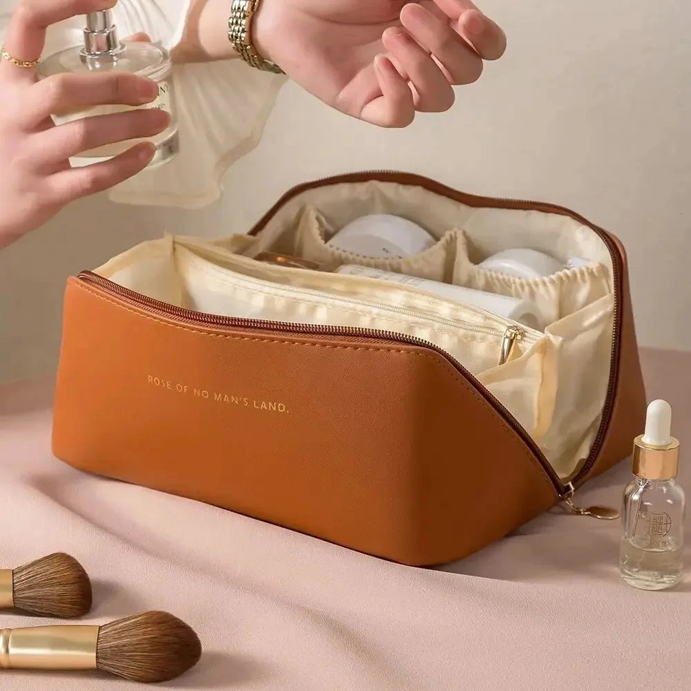 Luxury Makeup Organizer Bag – Spacious Toiletry Kit for Travel