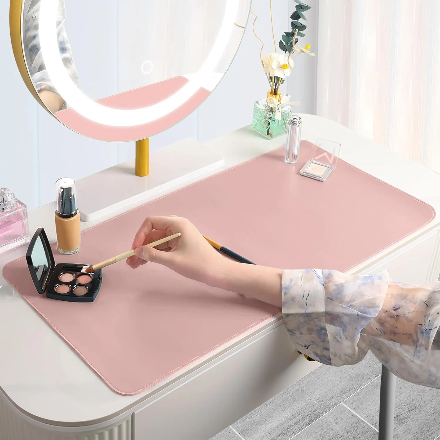 Makeup Mat for Vanity to Protect Vanity Desk Top, Dual-Sided Vanity Mat, Easy to Clean Vanity Desk Mat - Vanity Makeup Pads Waterproof and Oilproof, 43.3x11.8in(Pink and Silver)