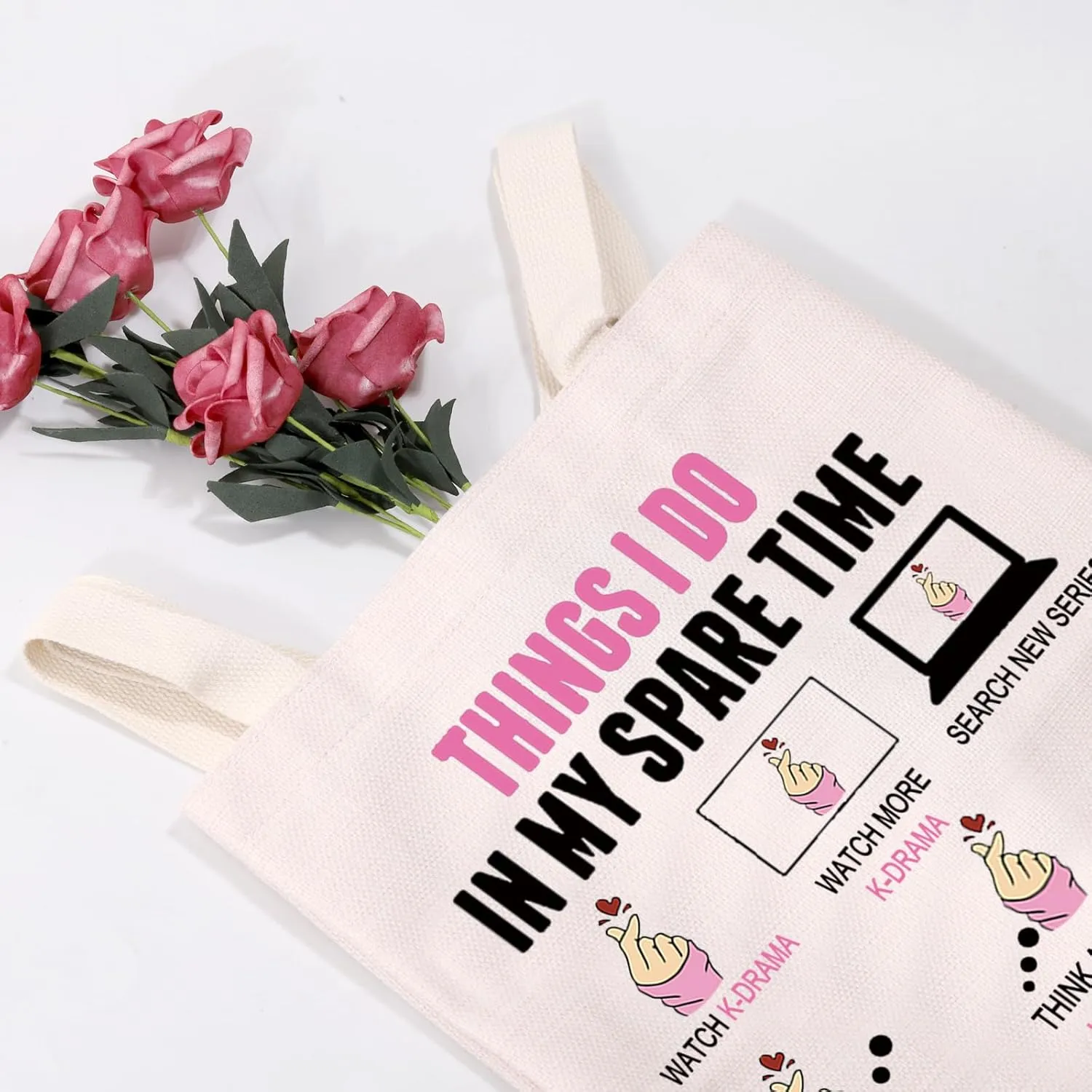 MEIKIUP Funny K-pop Lover Gift K-pop Merchandise Korean Drama Fan Gift K-Drama Women Makeup Bag