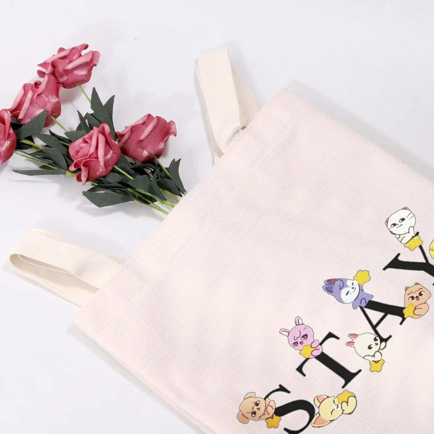 MEIKIUP Stay Fandom Makeup Bag SKZ K-POP Group Gift SKZ Fans Makeup Bag Gift SKZ Character Cosmetic Bag K-POP Fans Gift