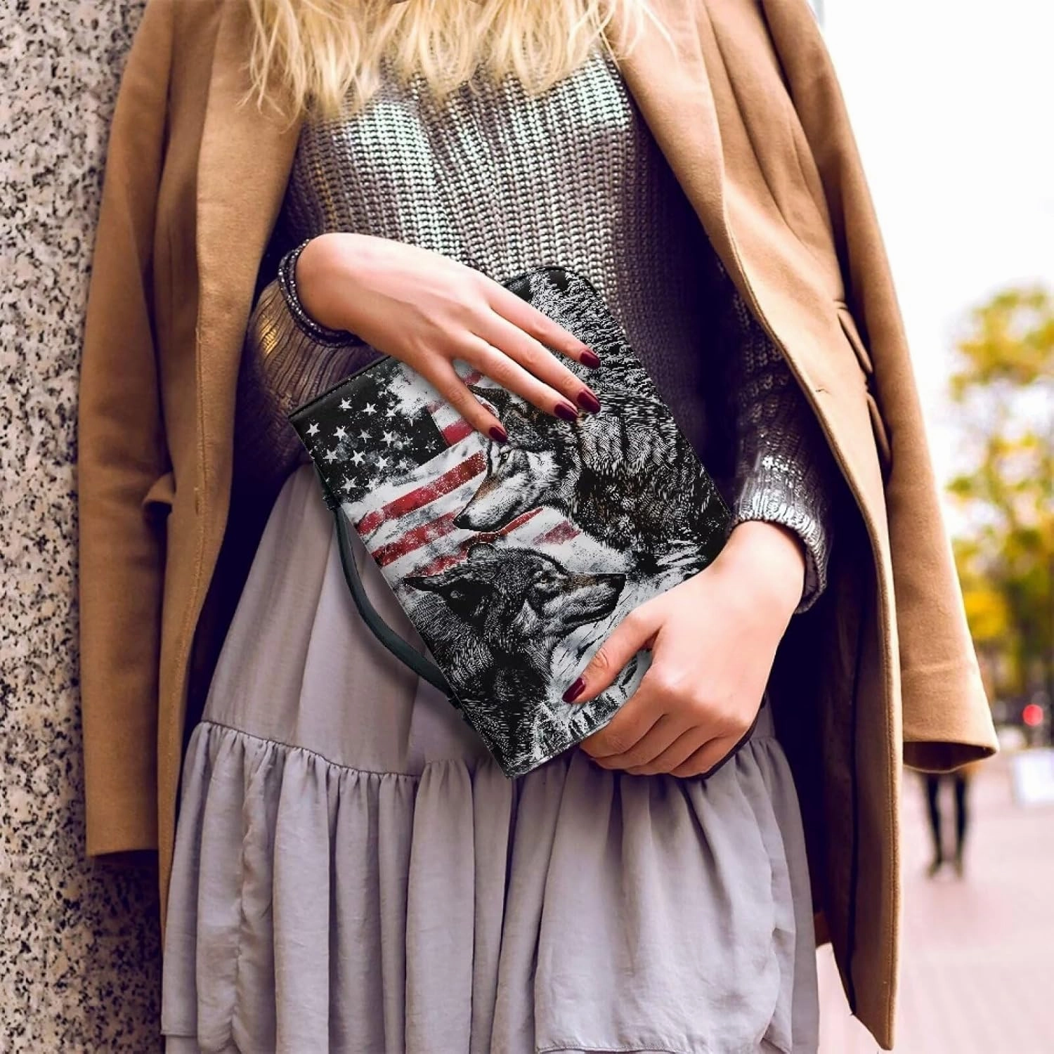 Poceacles American Flag Wolf Print Bible Cover for Women Men Bible Study Bag Bible Protective Large Size Bible Carrying Case Carrier Tote Bag Bible Hand Bag Bible Accessories, M