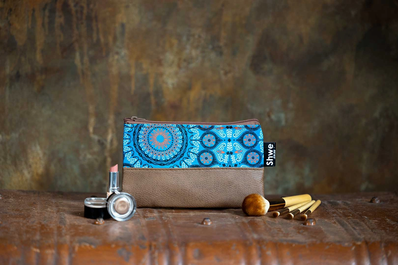 Shwe Shwe Marine Blue Leather Look Clutch