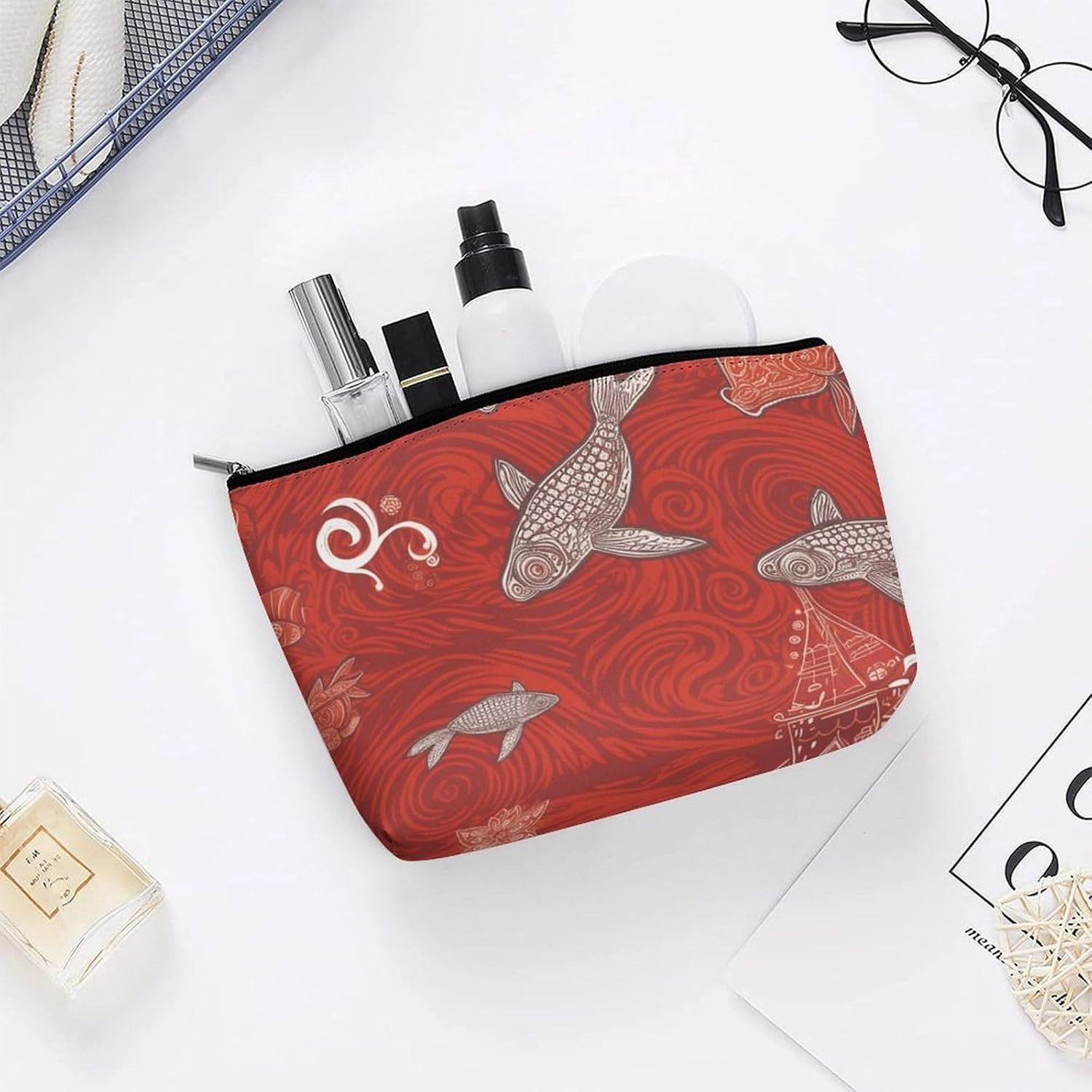 Toiletry Bag for Women Red Sea Animal Cosmetic Bag Portable Capacity Travel Makeup Bags with Zipper Lightweight Cute Beauty Makeup Organizer for Traveling, Accessories, Essentials