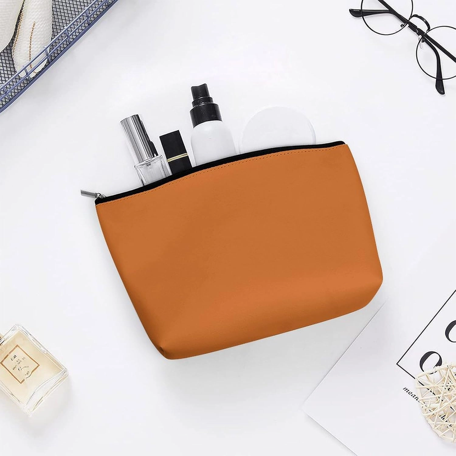 Travel Makeup Bag, Brown Solid Color Background Cosmetic Bags for Women Large Capacity Waterproof Toiletry Pouch Make up Organizer