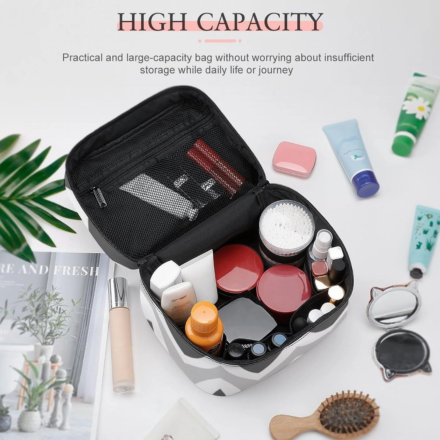 Travel Makeup Bag, Gray and Charcoal Chevron Cosmetic Bags for Women Large Capacity Waterproof Toiletry Bag Make up Organizer