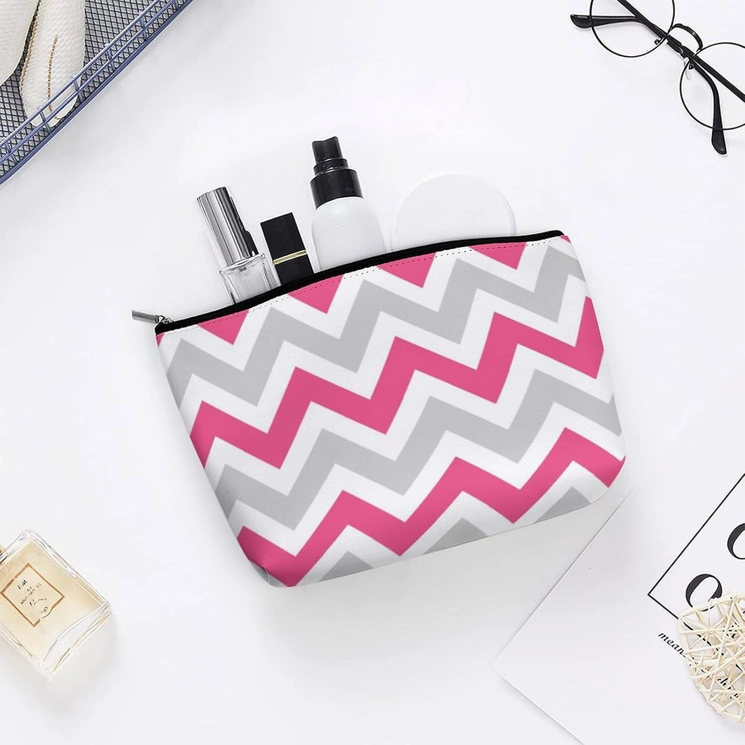 Travel Makeup Bag, Gray and Hot Pink Chevron Cosmetic Bags for Women Large Capacity Waterproof Toiletry Pouch Make up Organizer