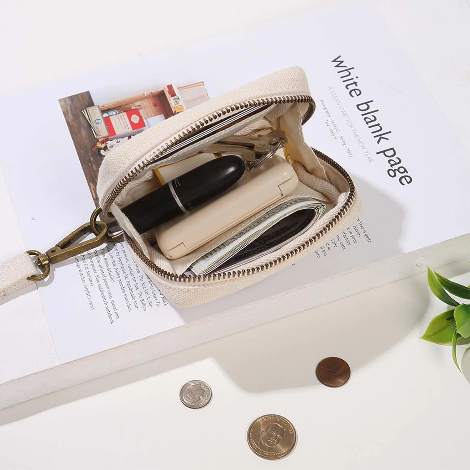 Women's Makeup Bag Cotton Canvas Wristband Bag Lightweight and Stylish Ideal for Travel and Daily Use